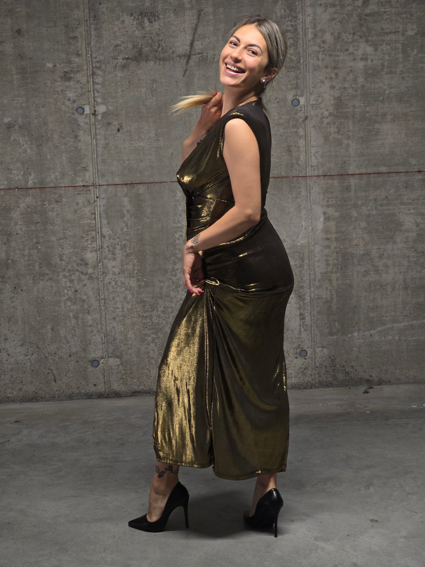 Abito Goldie
